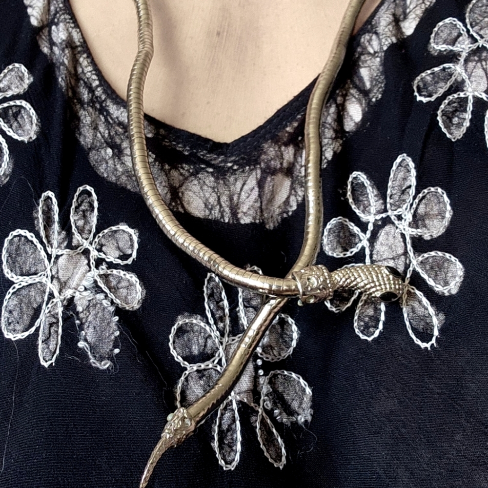 Snake necklace, snake belt, snake bracelet,adjustable silver t.Snake Eyes Black - Picture 6 of 9